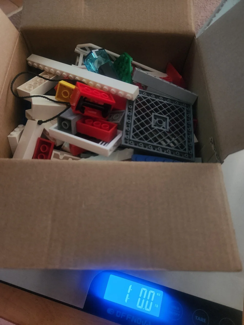1lb Box of Assorted Lego Bricks - Multicolor